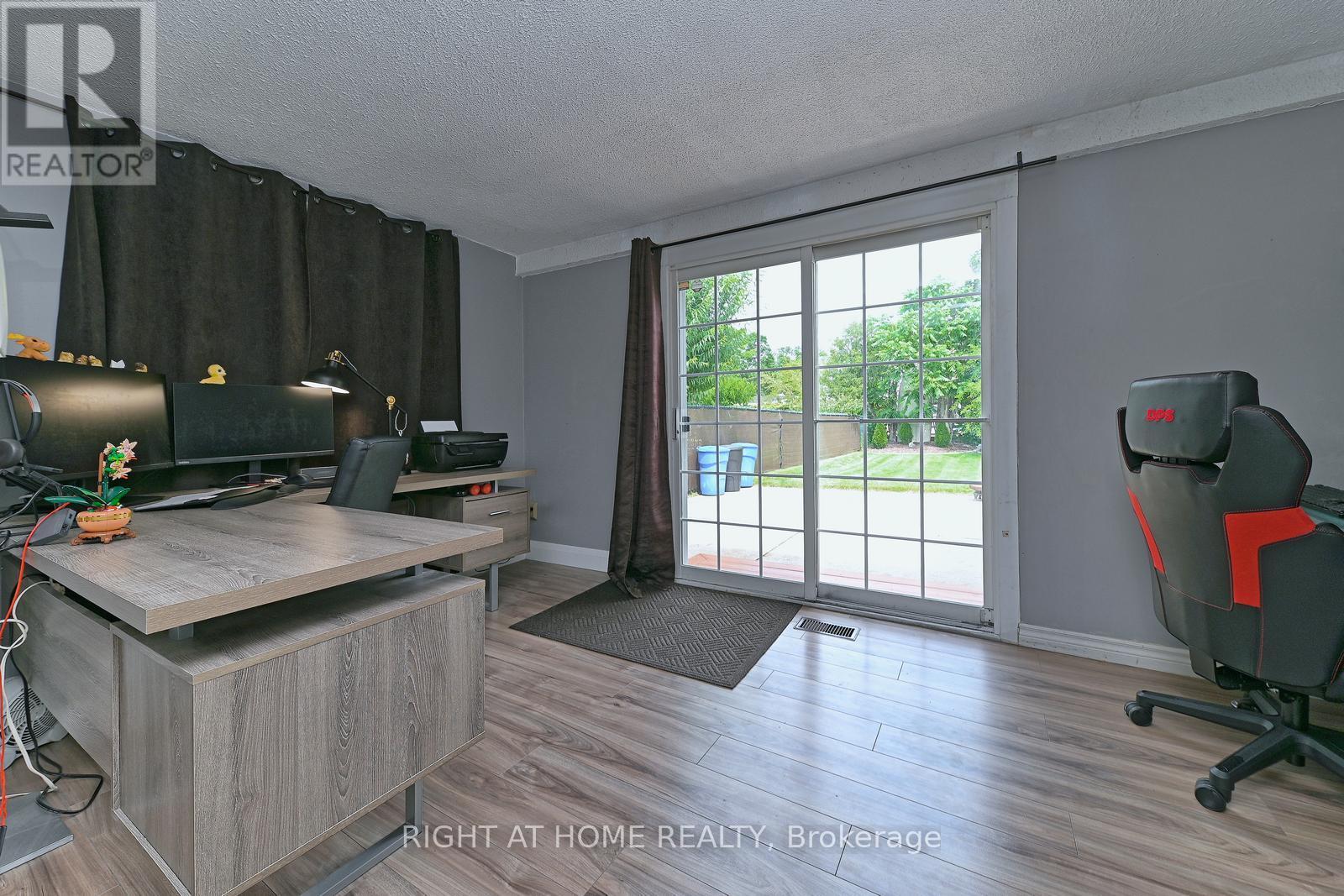 446 Geneva Street Property Photo 27