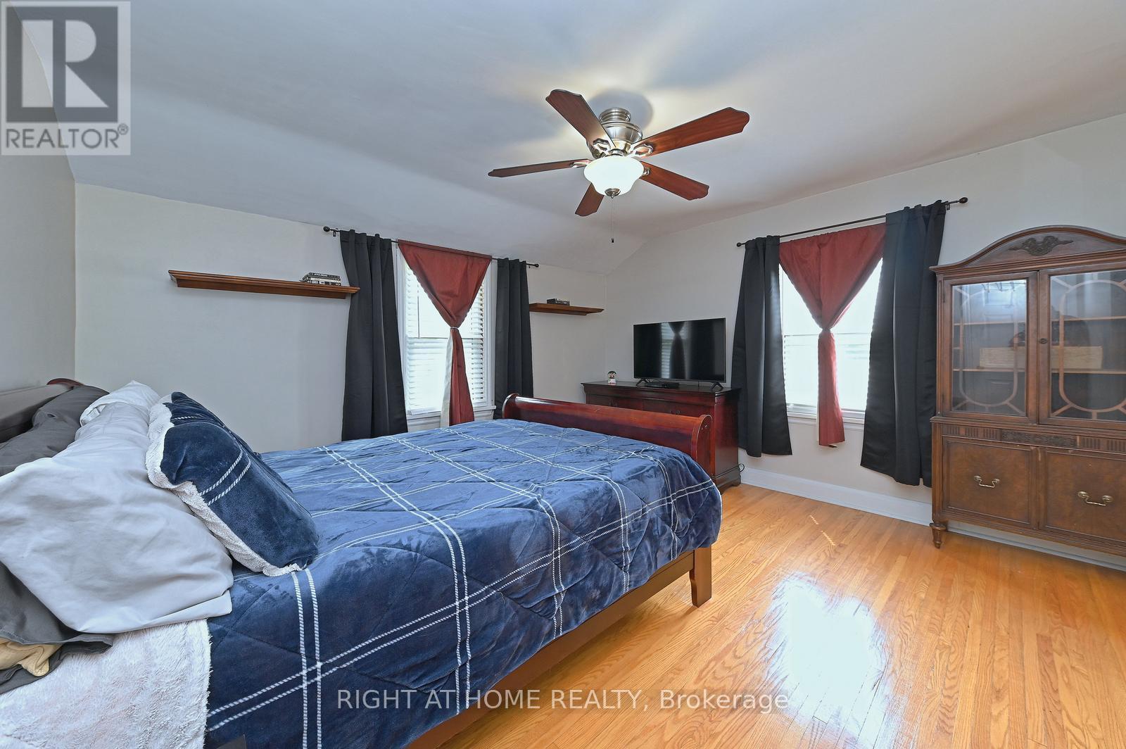 446 Geneva Street Property Photo 35
