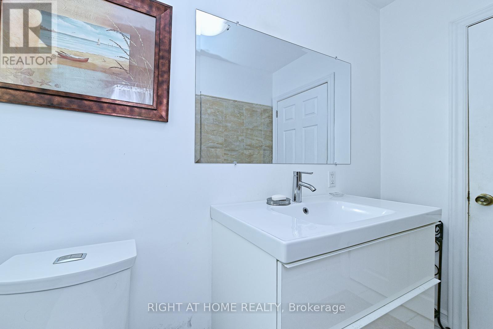 446 Geneva Street Property Photo 38