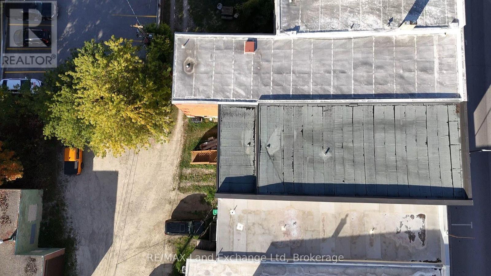 218-220 Josephine Street Property Photo 7