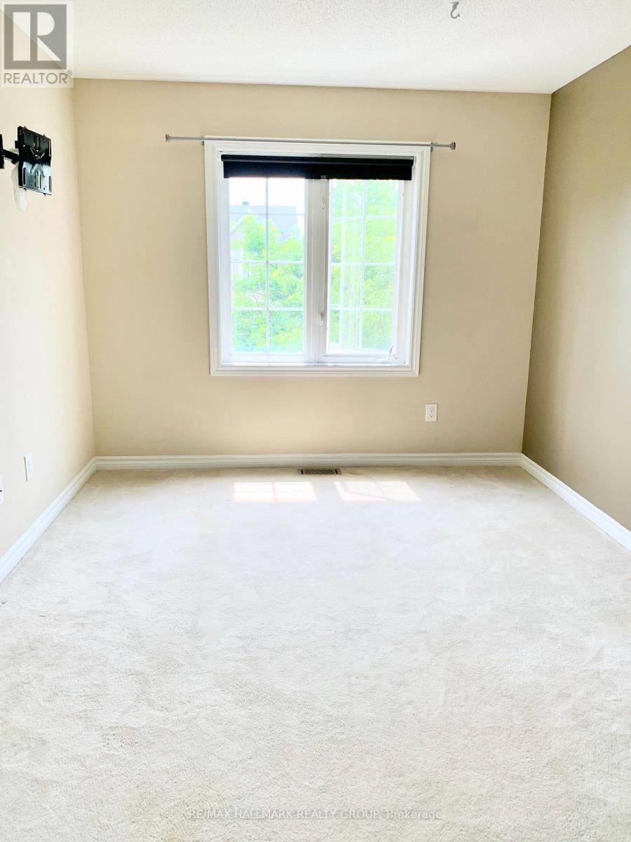 469 Foxhall Way Property Photo 17