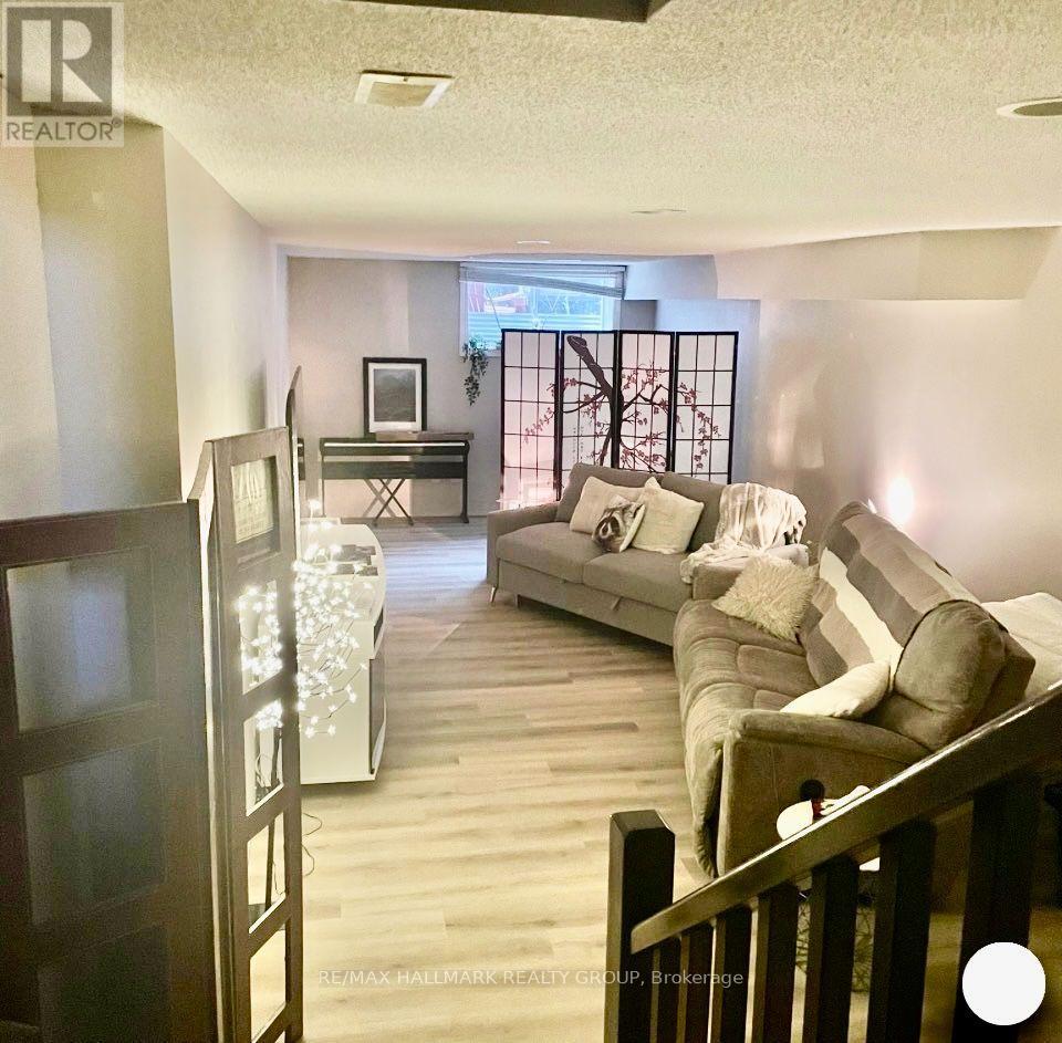 469 Foxhall Way Property Photo 35