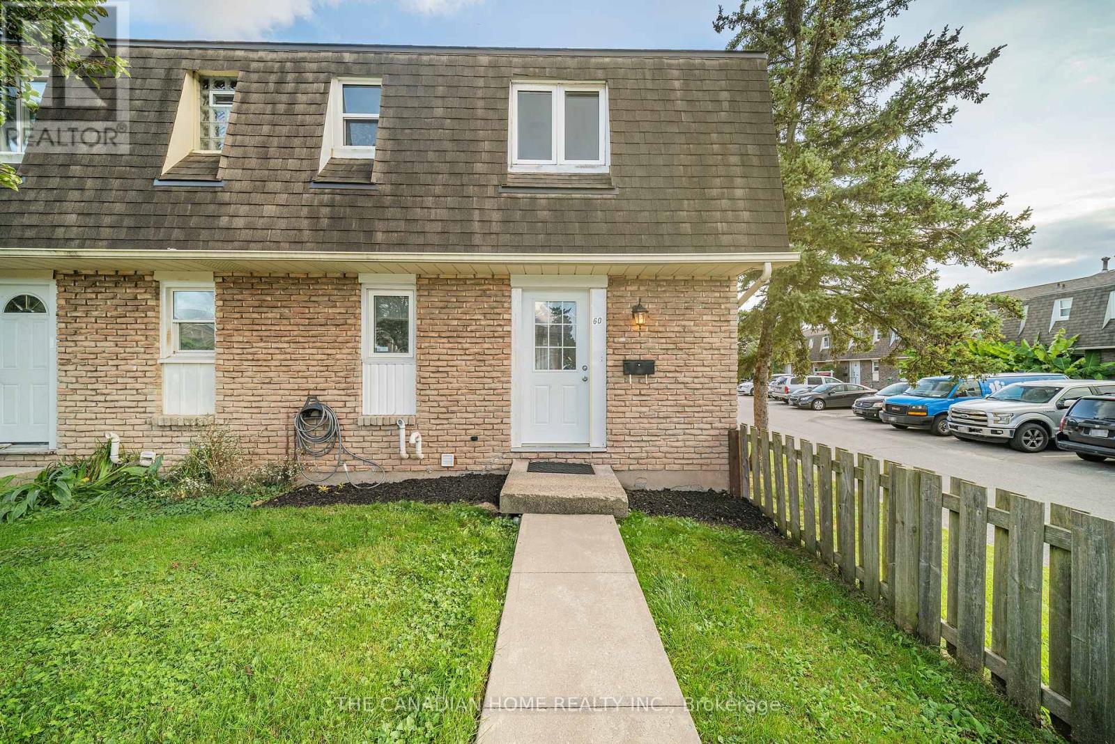 60 - 131 Rockwood Avenue Property Photo 1