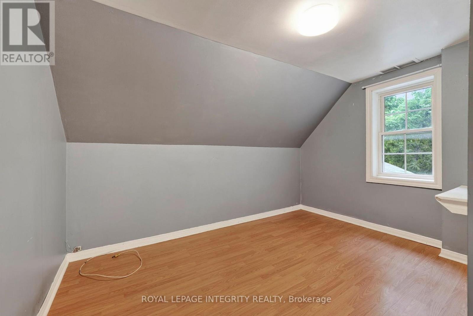 836 Marlborough Street N Property Photo 16