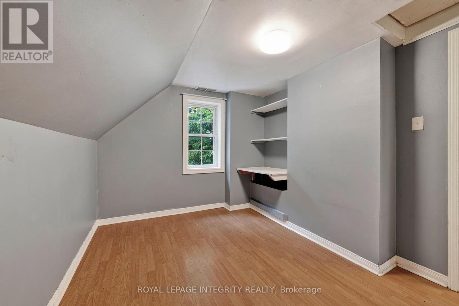 836 Marlborough Street N Property Photo 17