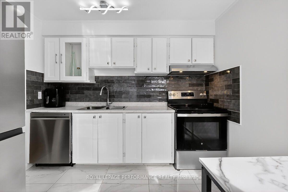 28 - 42 Compata Way Property Photo 6