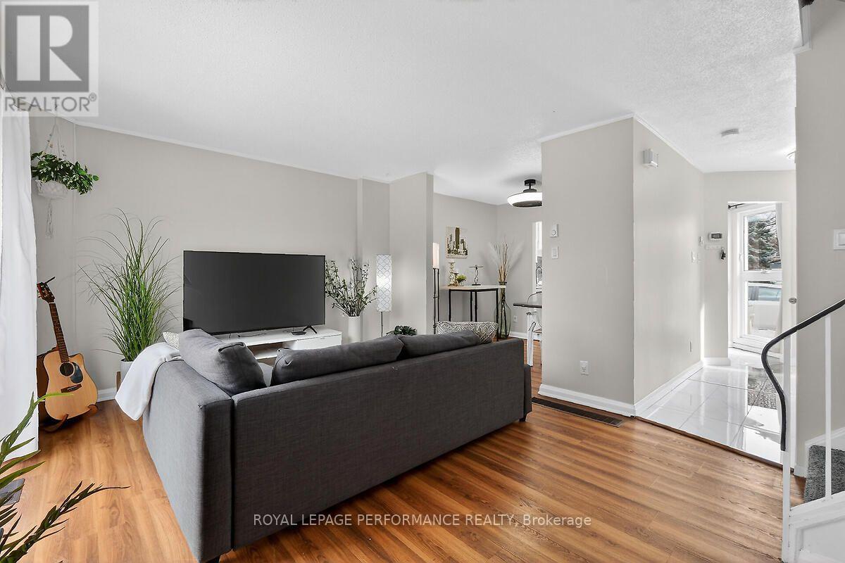 28 - 42 Compata Way Property Photo 11