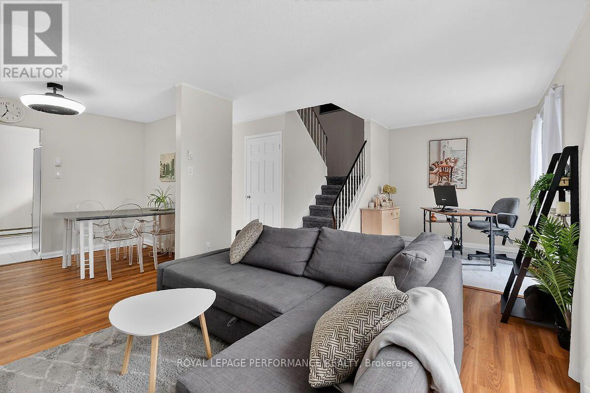 28 - 42 Compata Way Property Photo 14