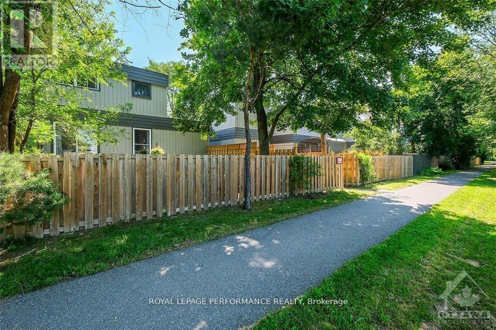 28 - 42 Compata Way Property Photo 29