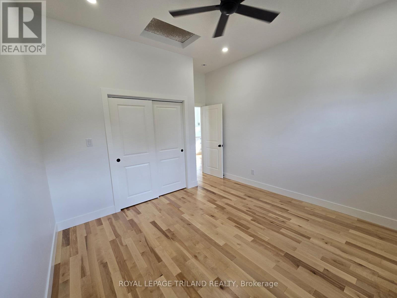 1 - 245 Ross Street Property Photo 13