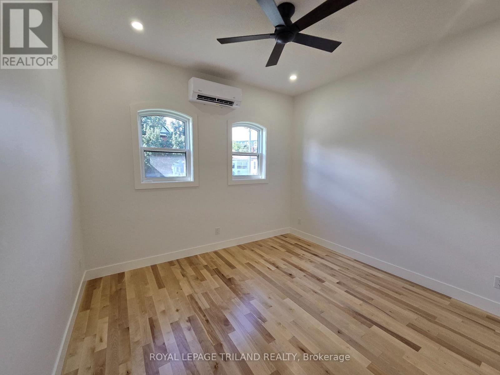 1 - 245 Ross Street Property Photo 14