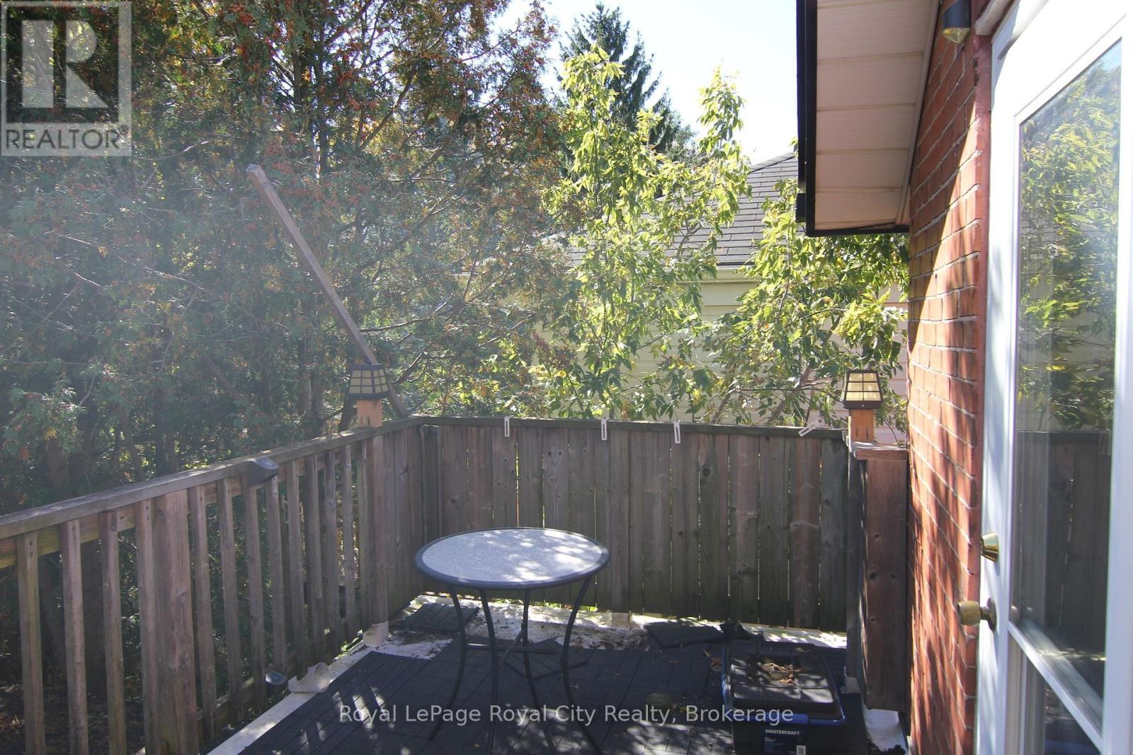 98 Waterloo Avenue Property Photo 33