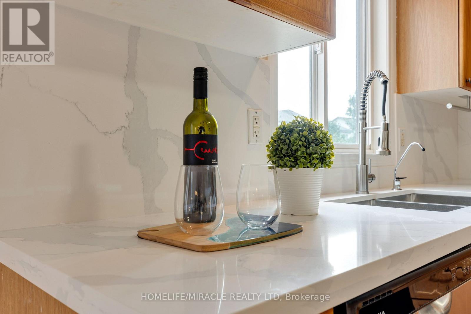 756 Karlsfeld Road Property Photo 10