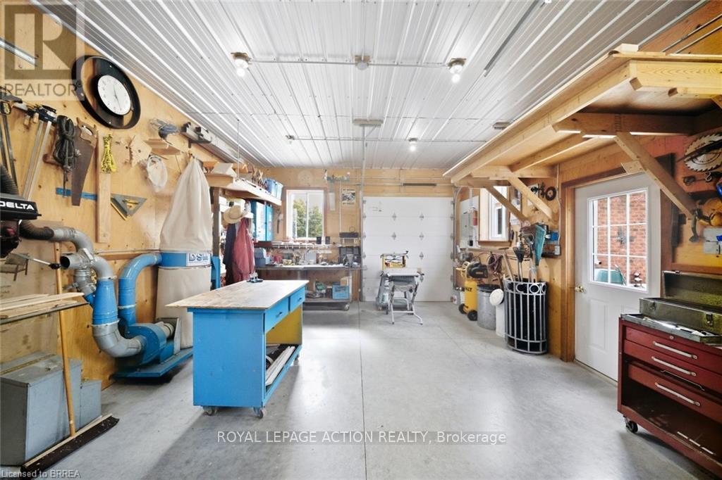 172 53 Highway Property Photo 33