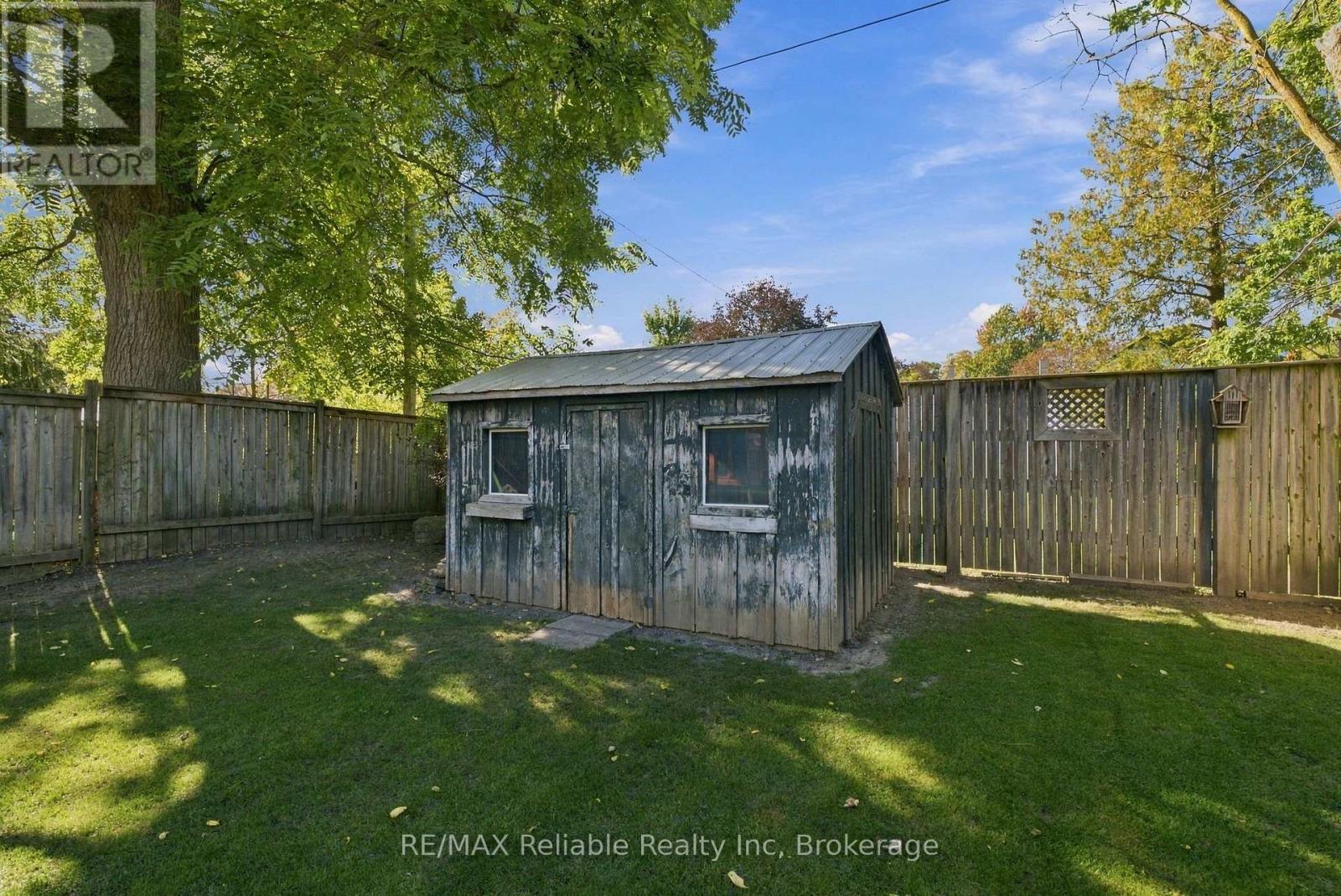 49 Main Street N Property Photo 30