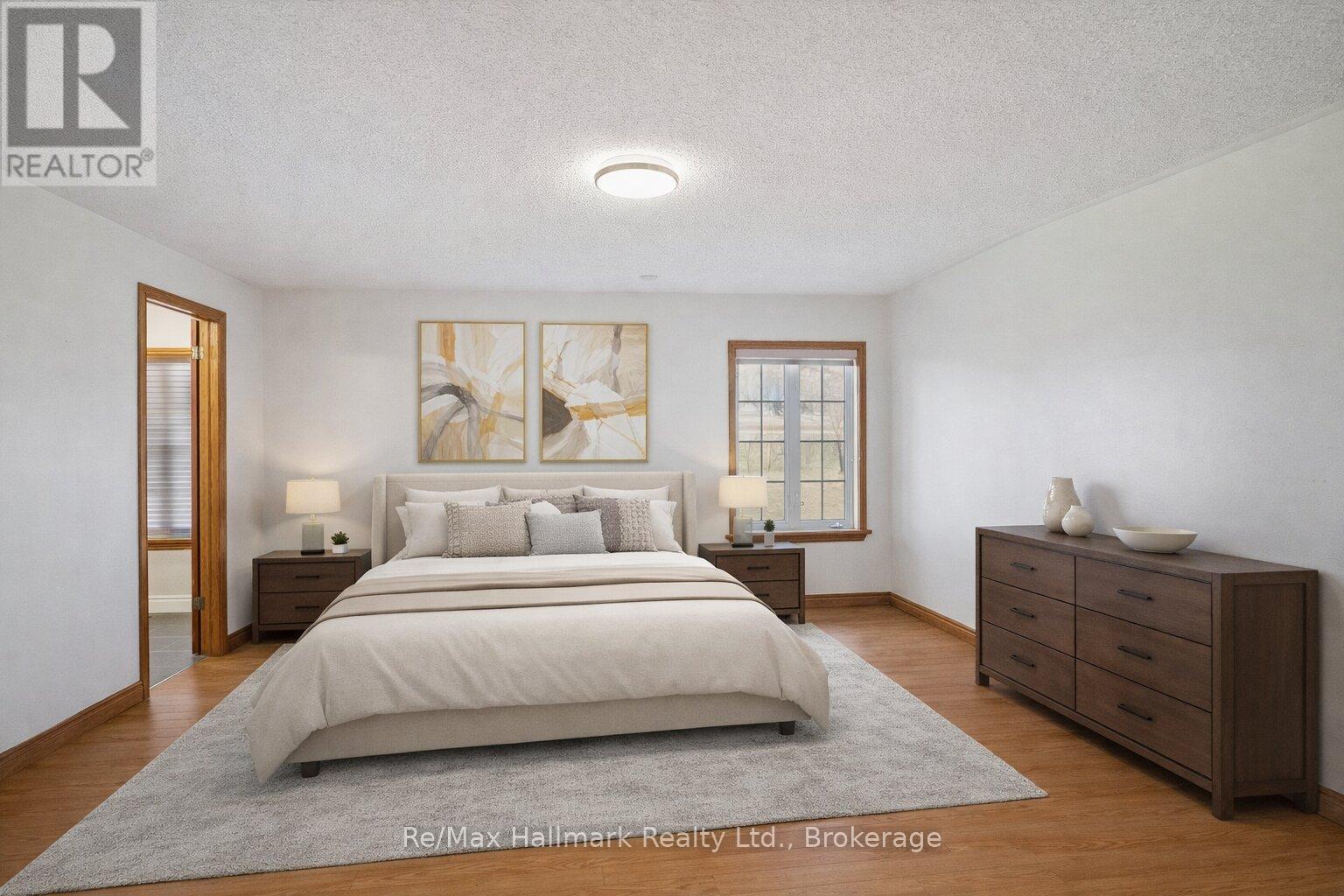 232 Eighth Road E Property Photo 27