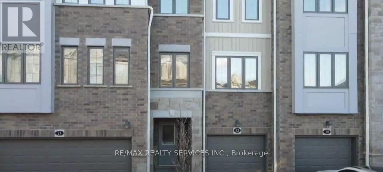 22 BANK SWALLOW CRESCENT Property Photo 1