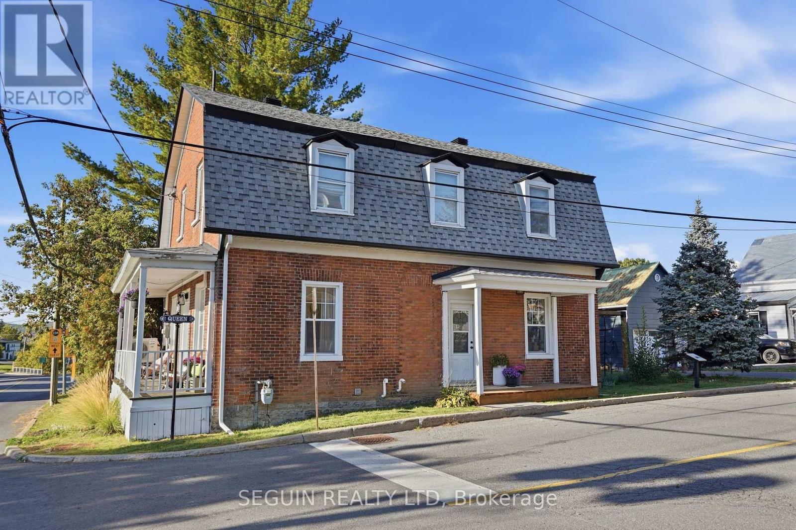 31 John Street Property Photo 3