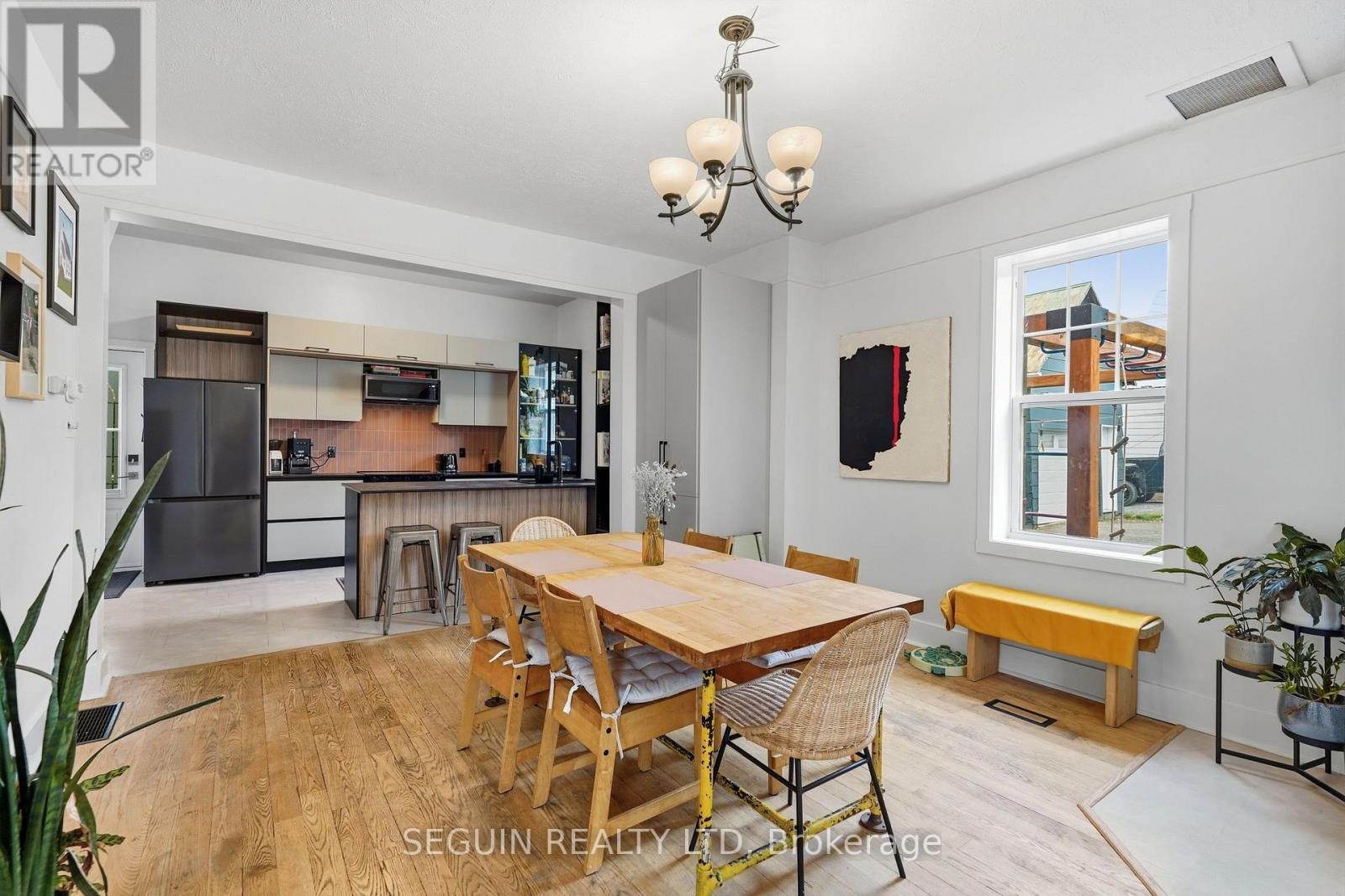31 John Street Property Photo 12