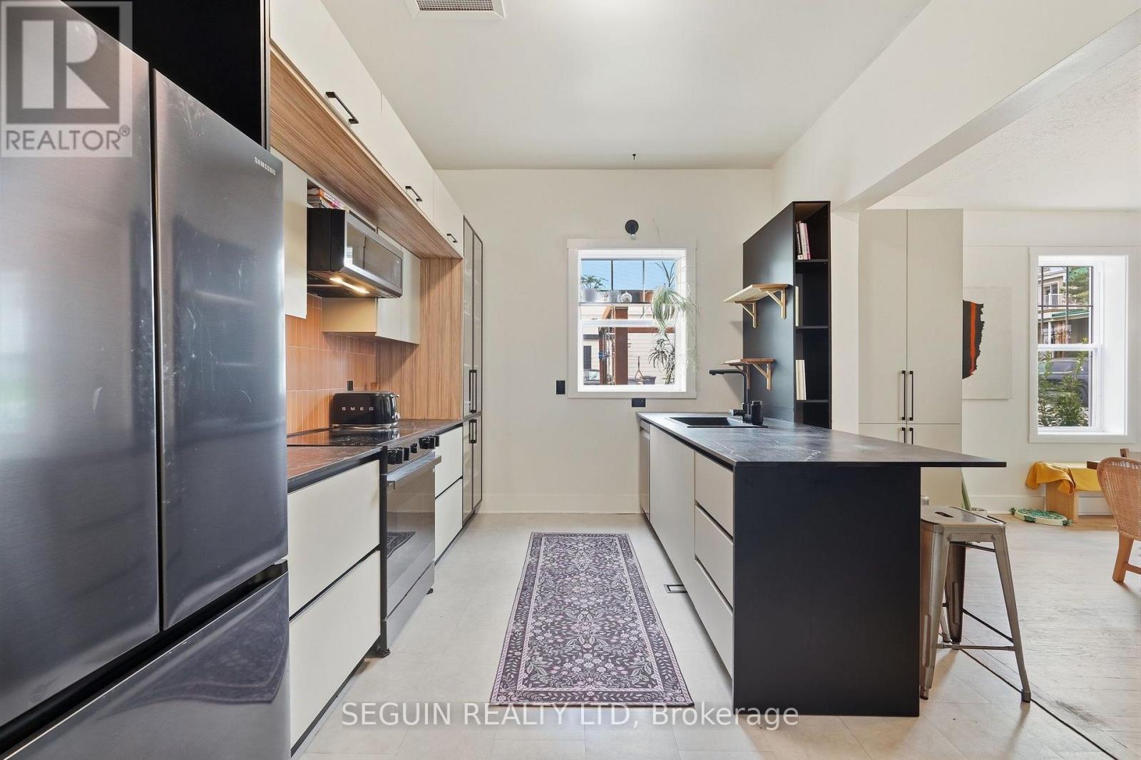 31 John Street Property Photo 15