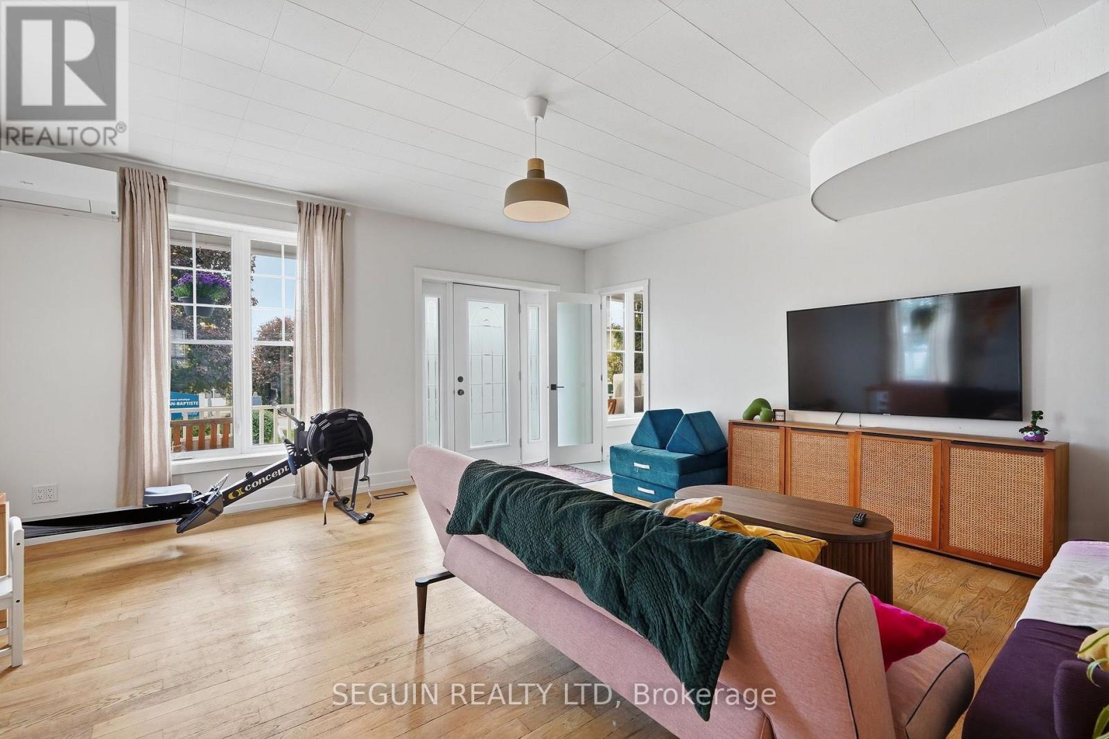 31 John Street Property Photo 21