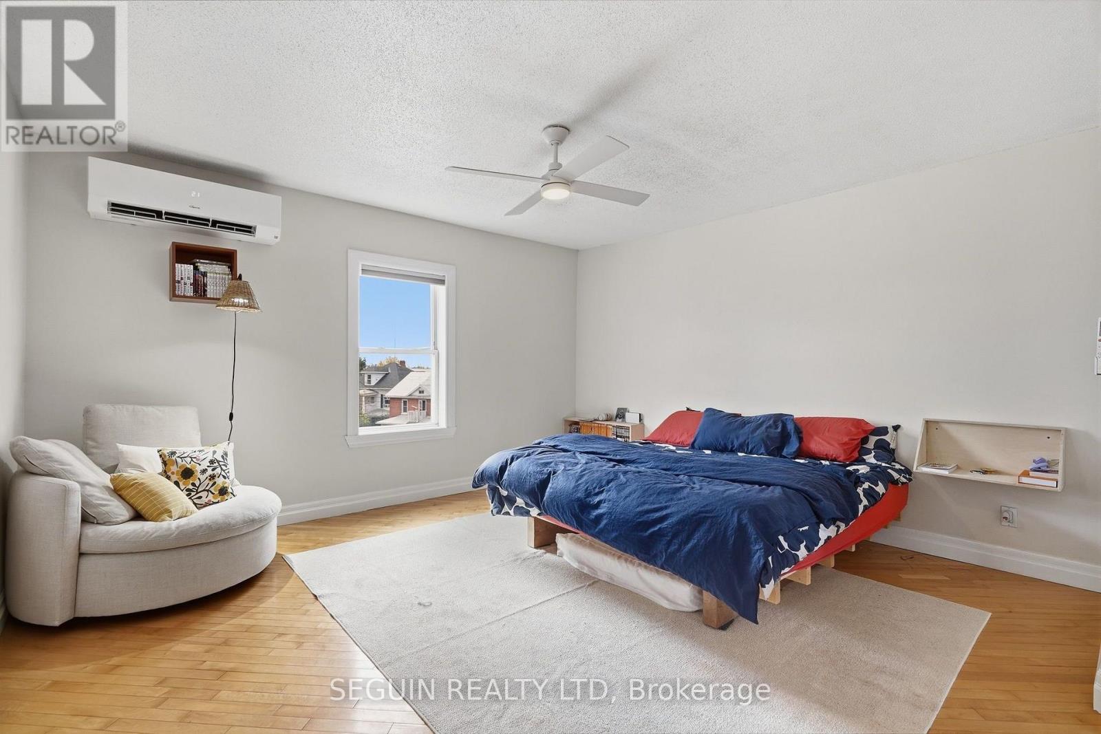 31 John Street Property Photo 26
