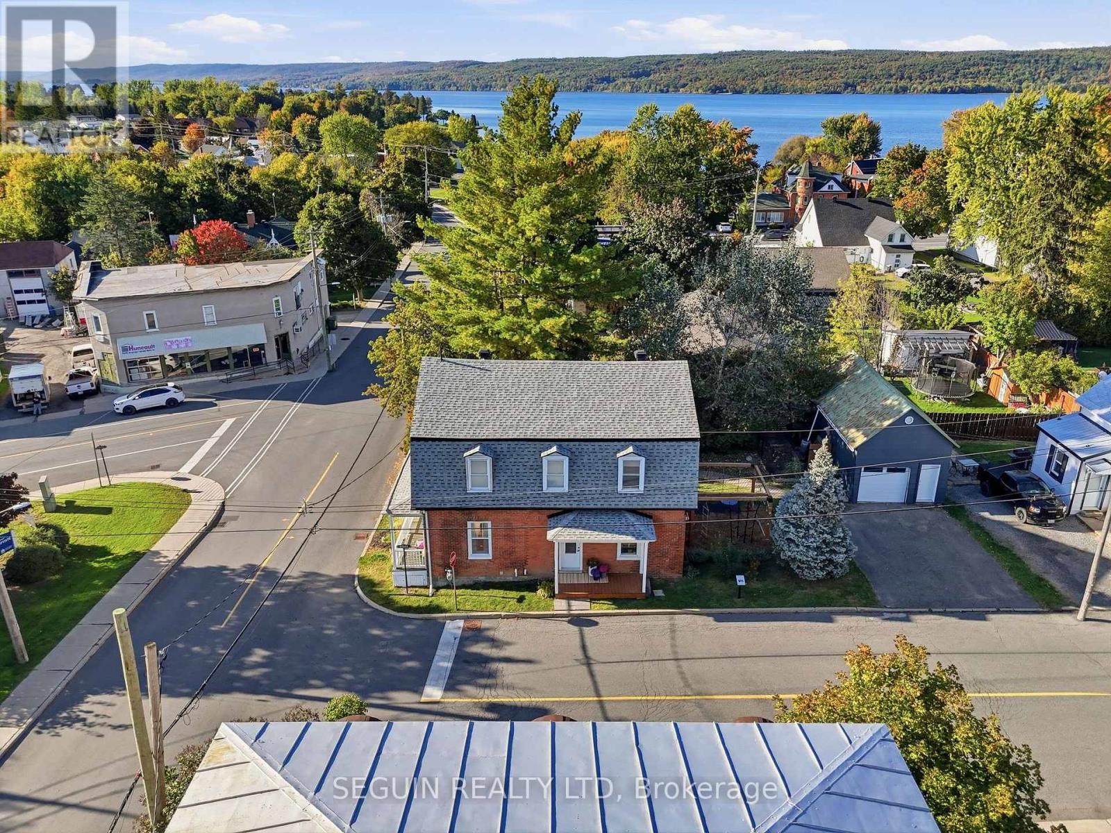 31 John Street Property Photo 32