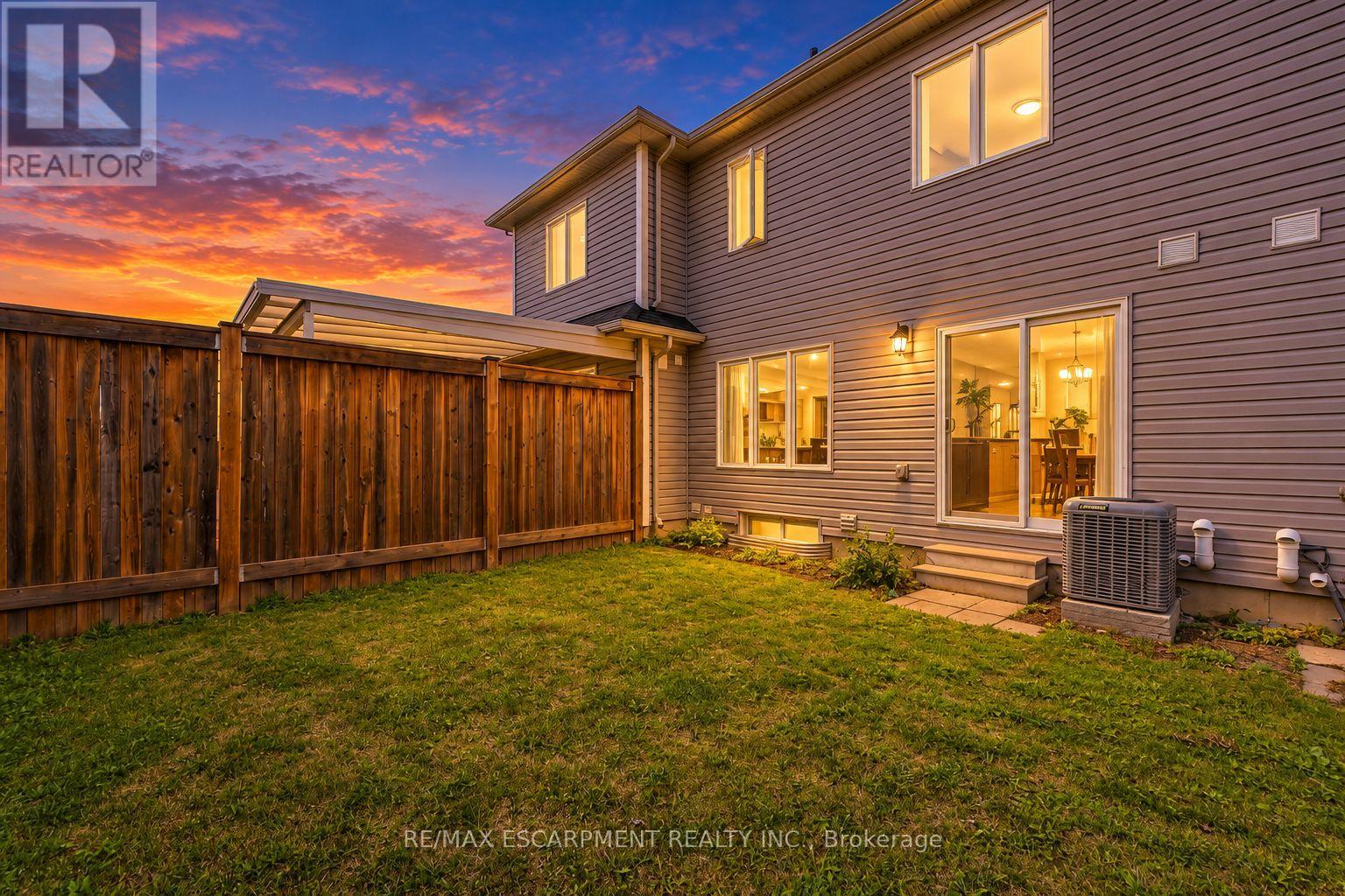 173 Whitwell Way Property Photo 12