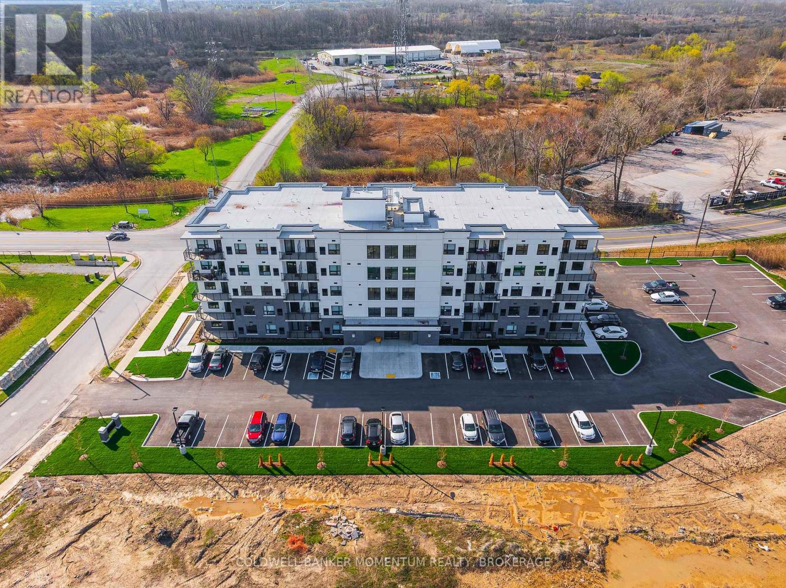 505 - 5 Baker Street Property Photo 2