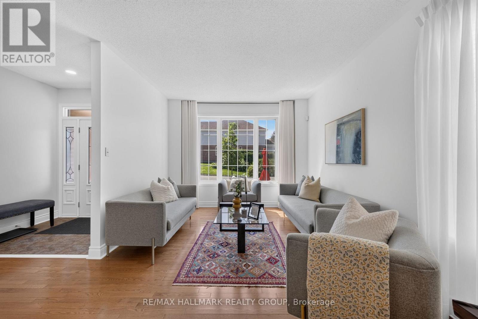42 Glenrill Place S Property Photo 4