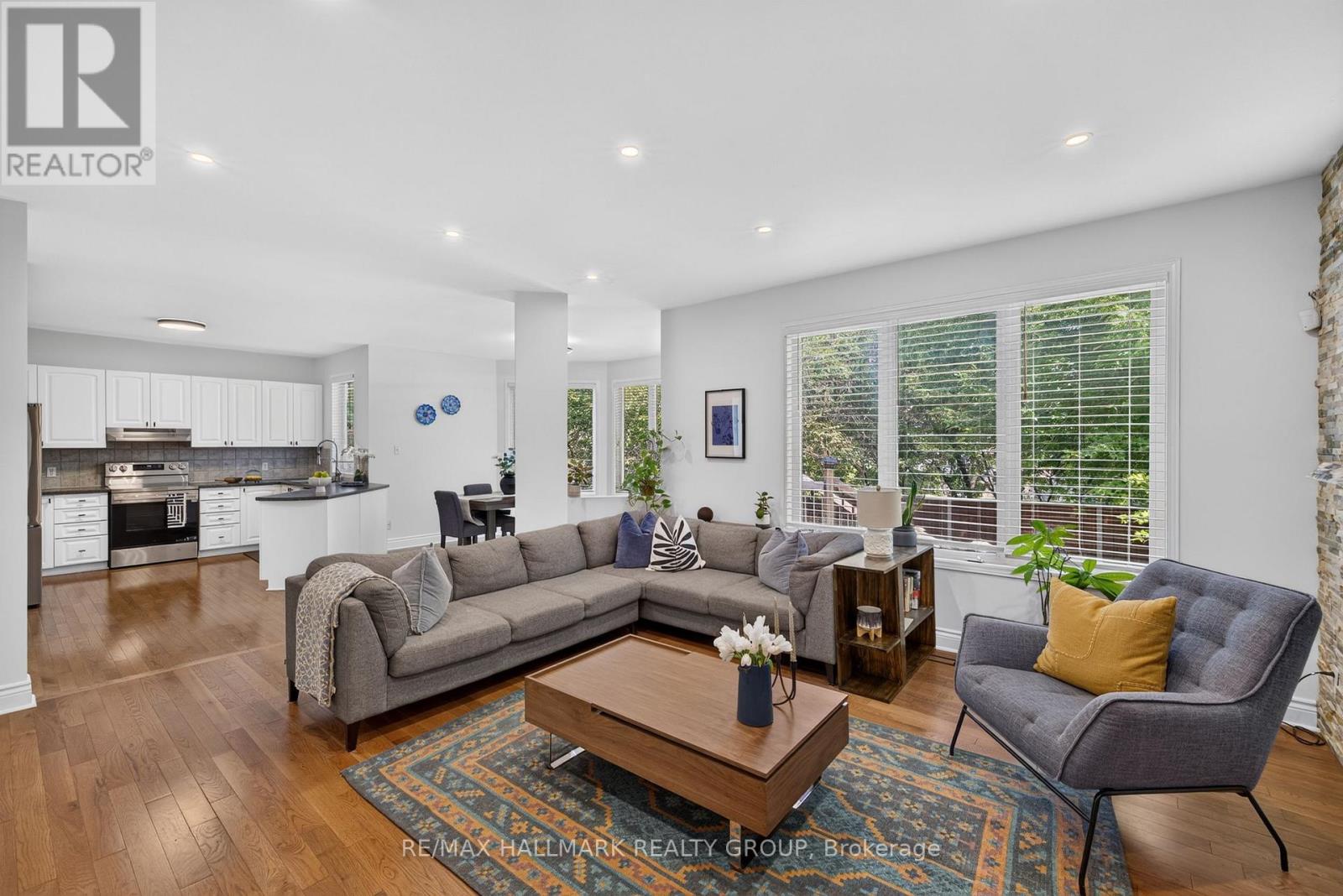 42 Glenrill Place S Property Photo 21