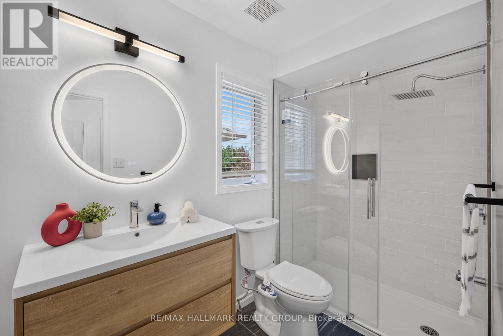 42 Glenrill Place S Property Photo 33