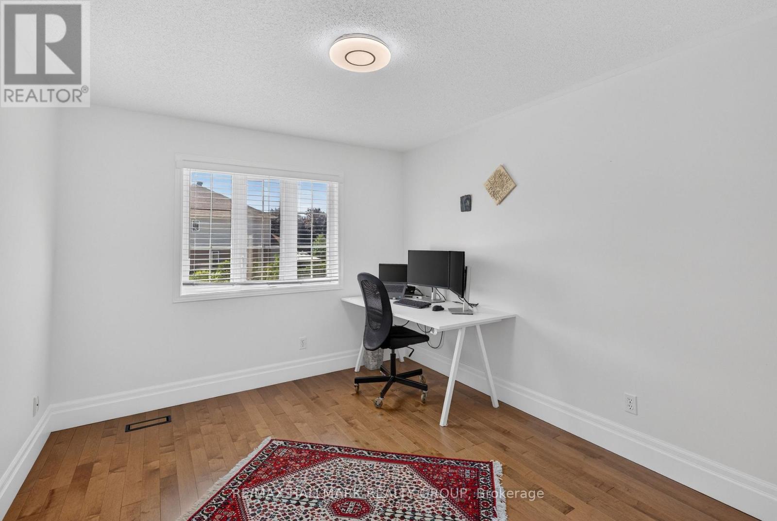 42 Glenrill Place S Property Photo 36