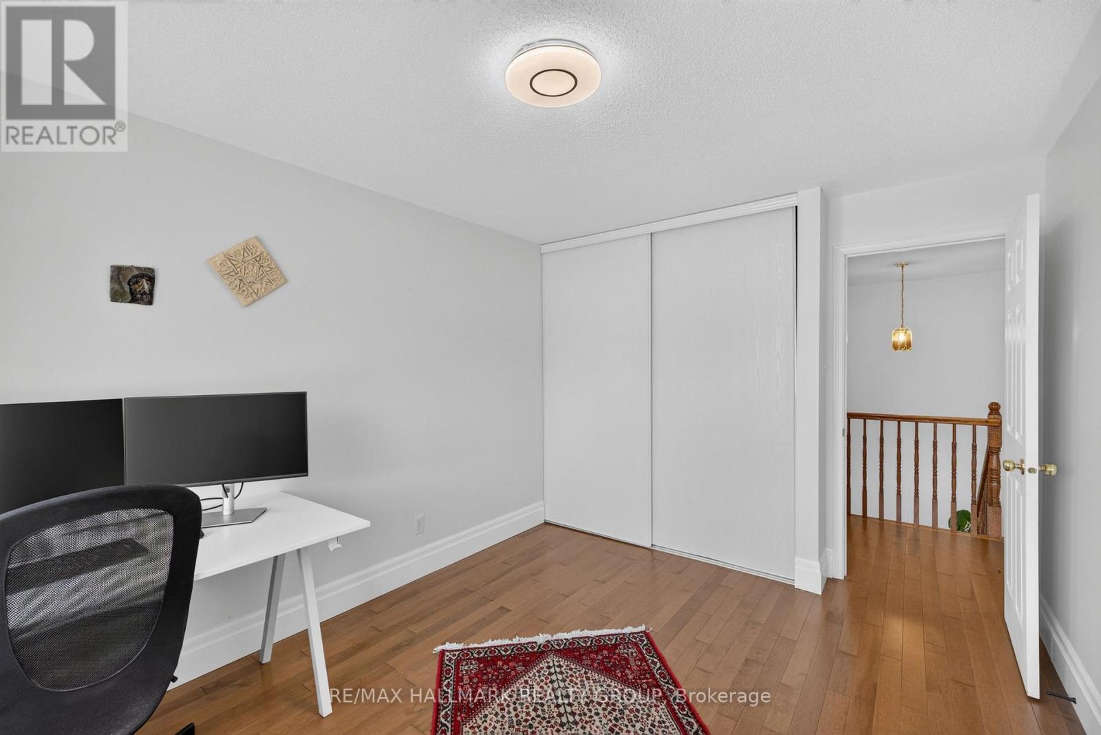 42 Glenrill Place S Property Photo 37