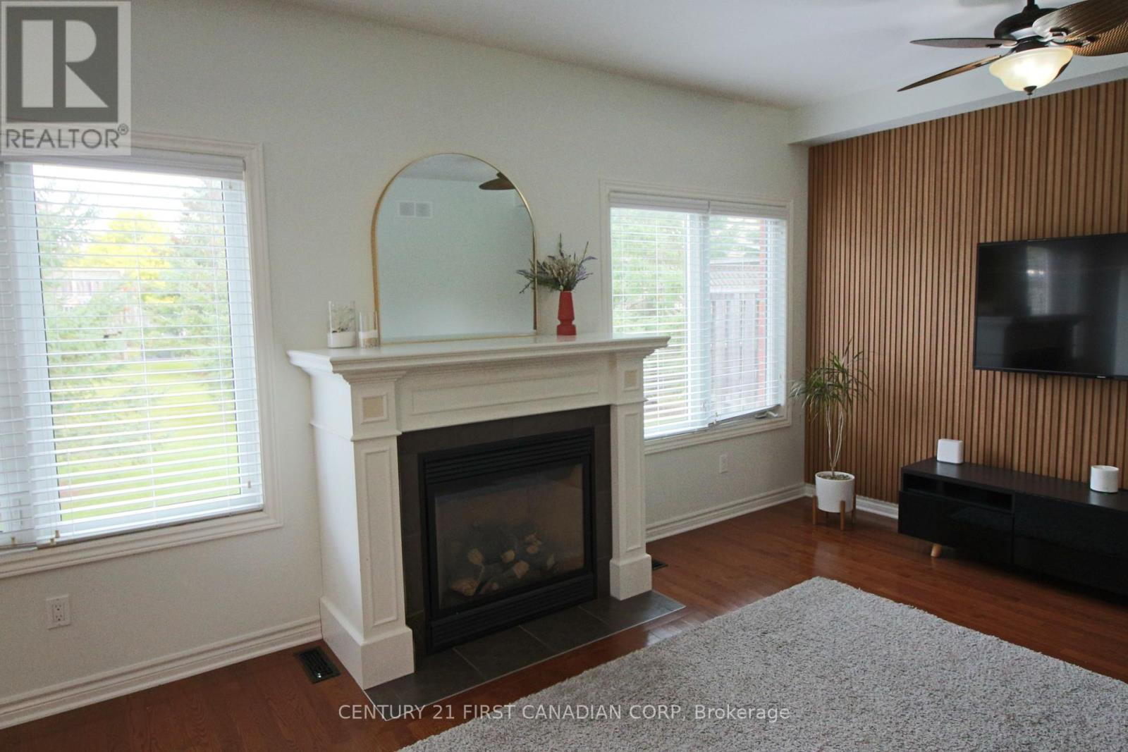 6 - 458 Blue Jay Drive Property Photo 11