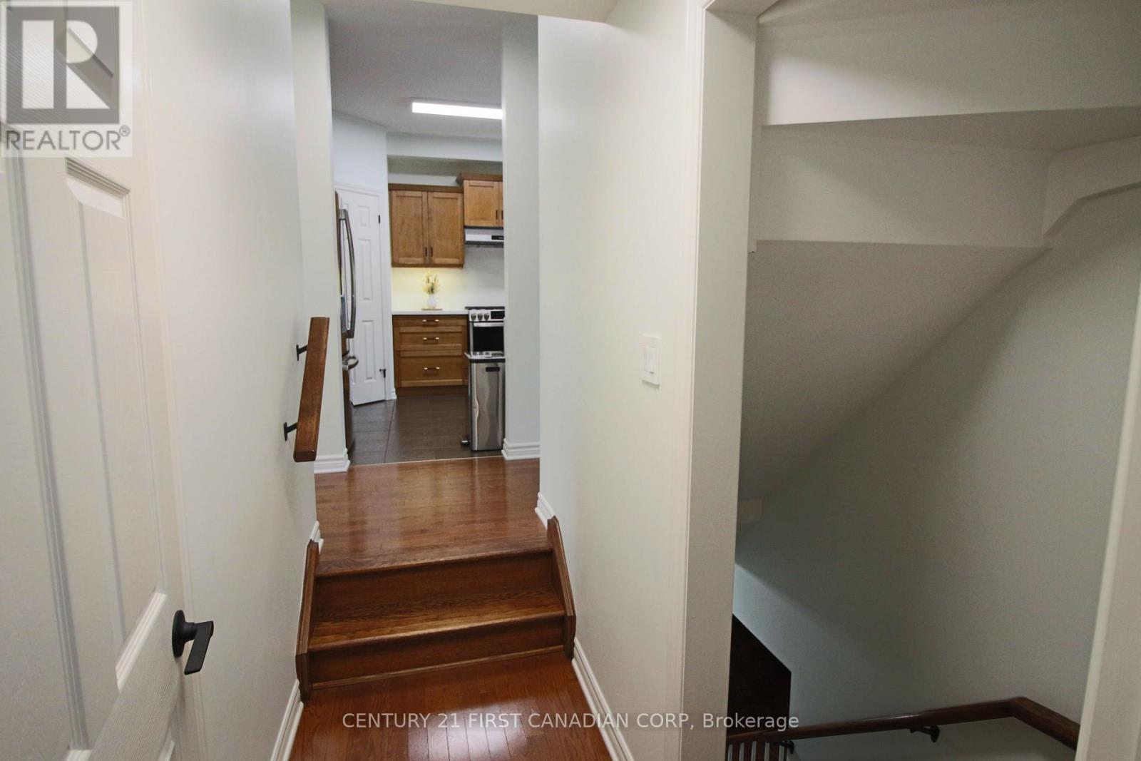 6 - 458 Blue Jay Drive Property Photo 20