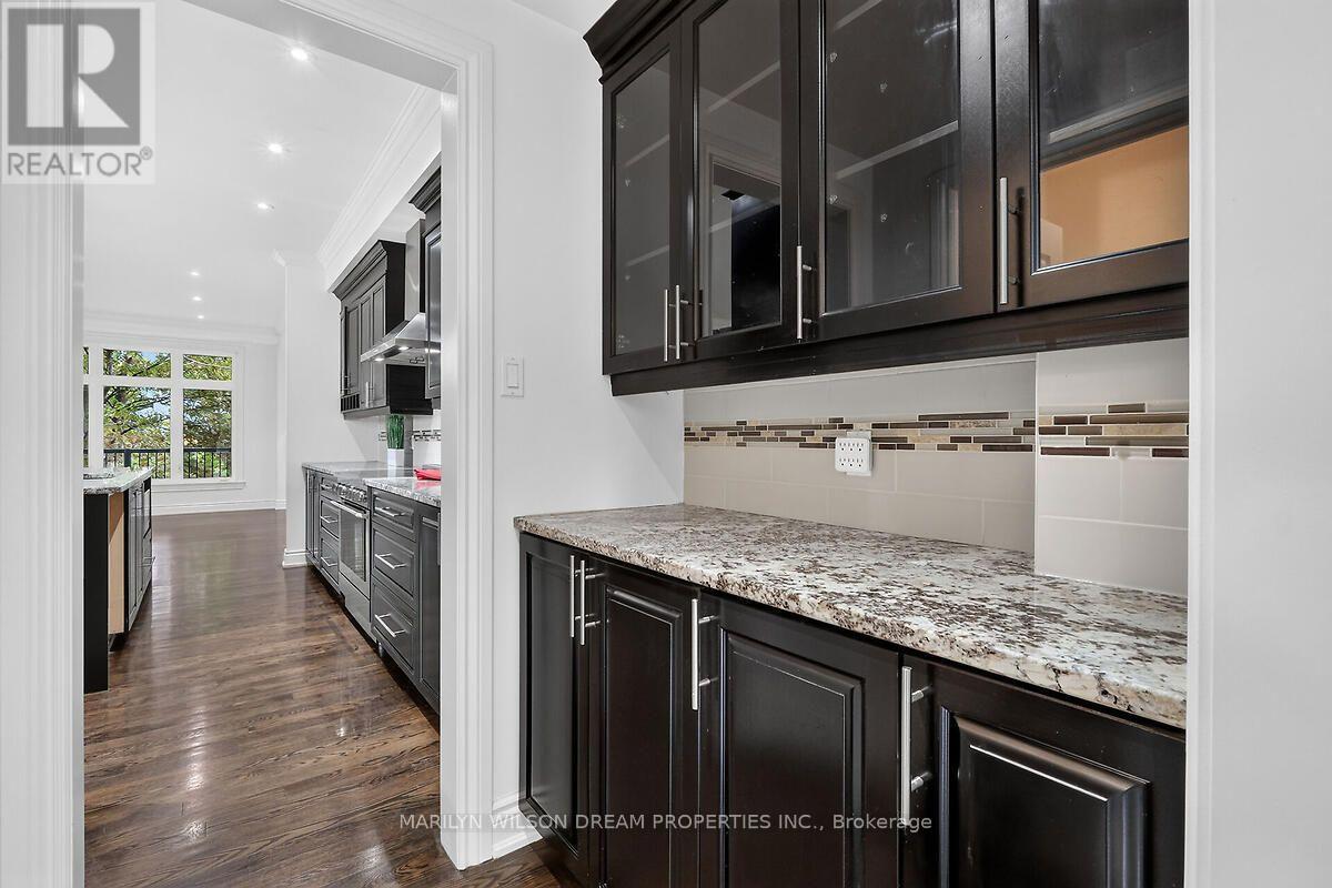 612 Besserer Street Property Photo 14