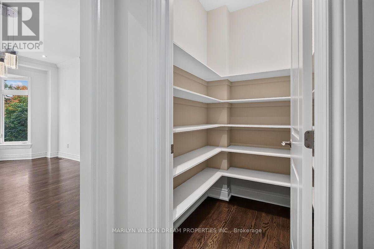 612 Besserer Street Property Photo 16