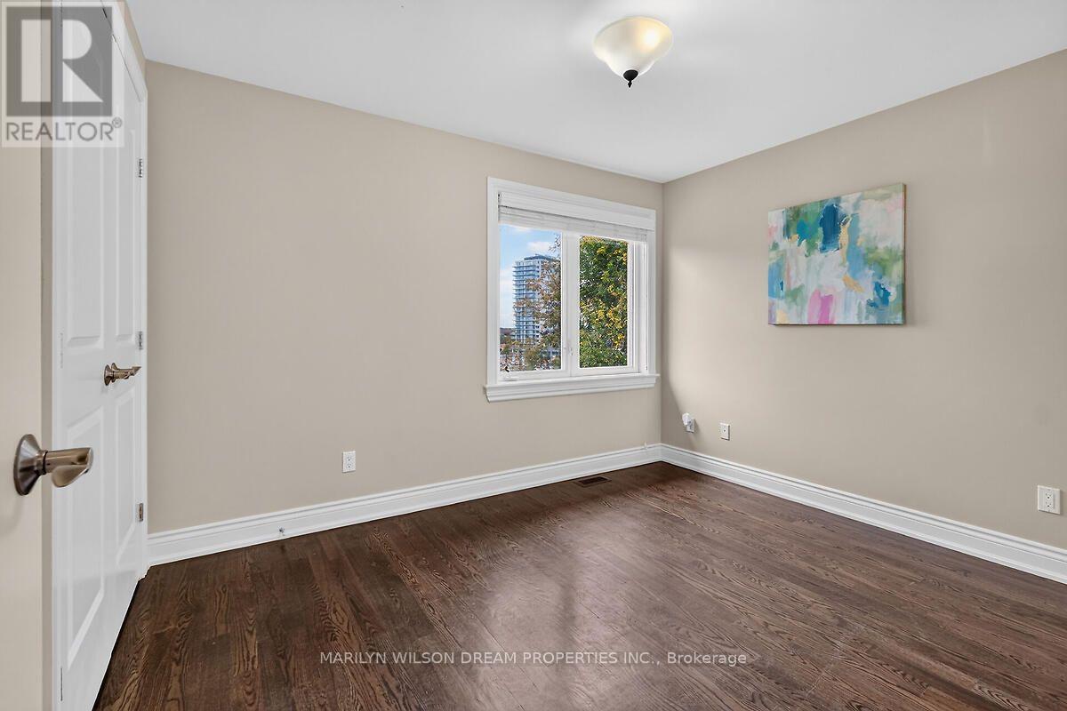 612 Besserer Street Property Photo 33
