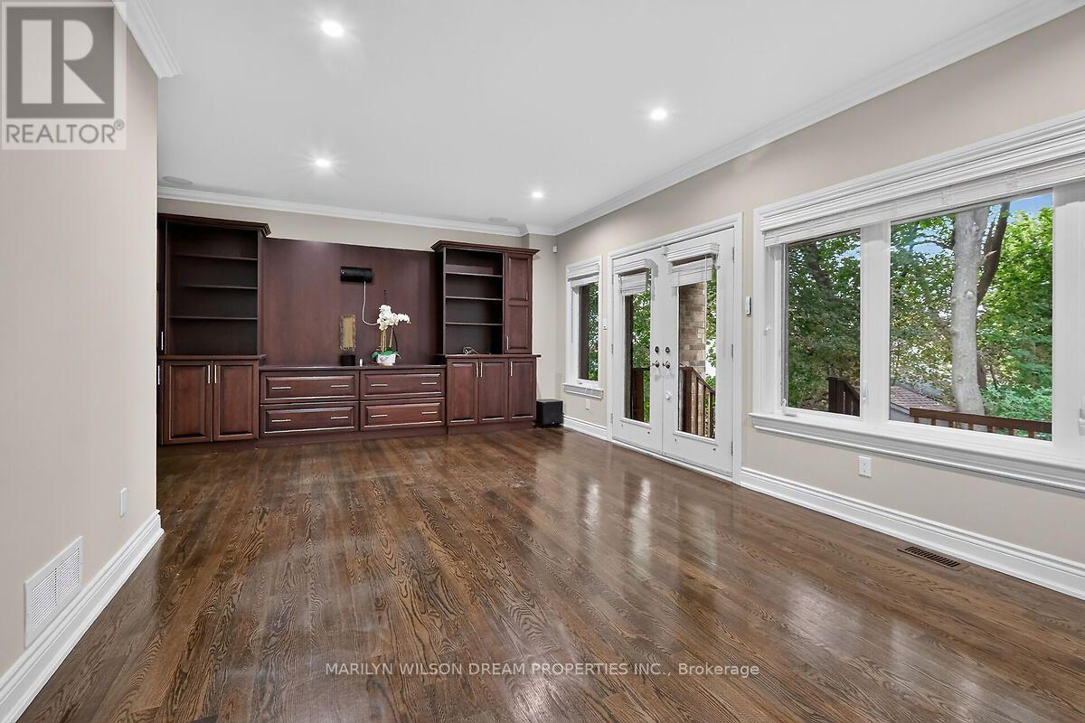 612 Besserer Street Property Photo 41