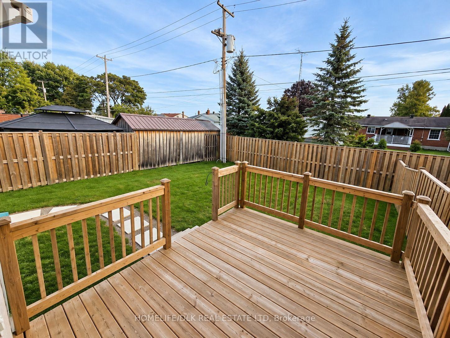 8 Carman Court Property Photo 15