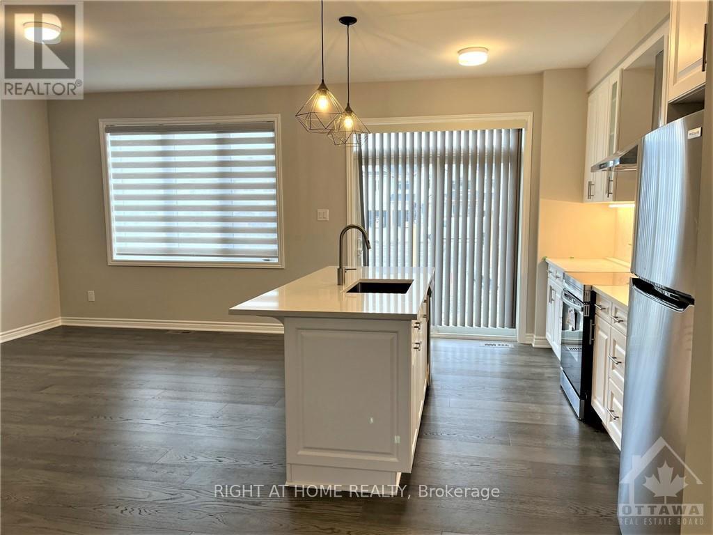681 Allied Mews Property Photo 7