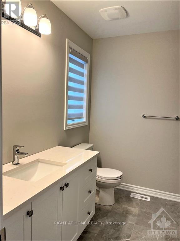 681 Allied Mews Property Photo 16
