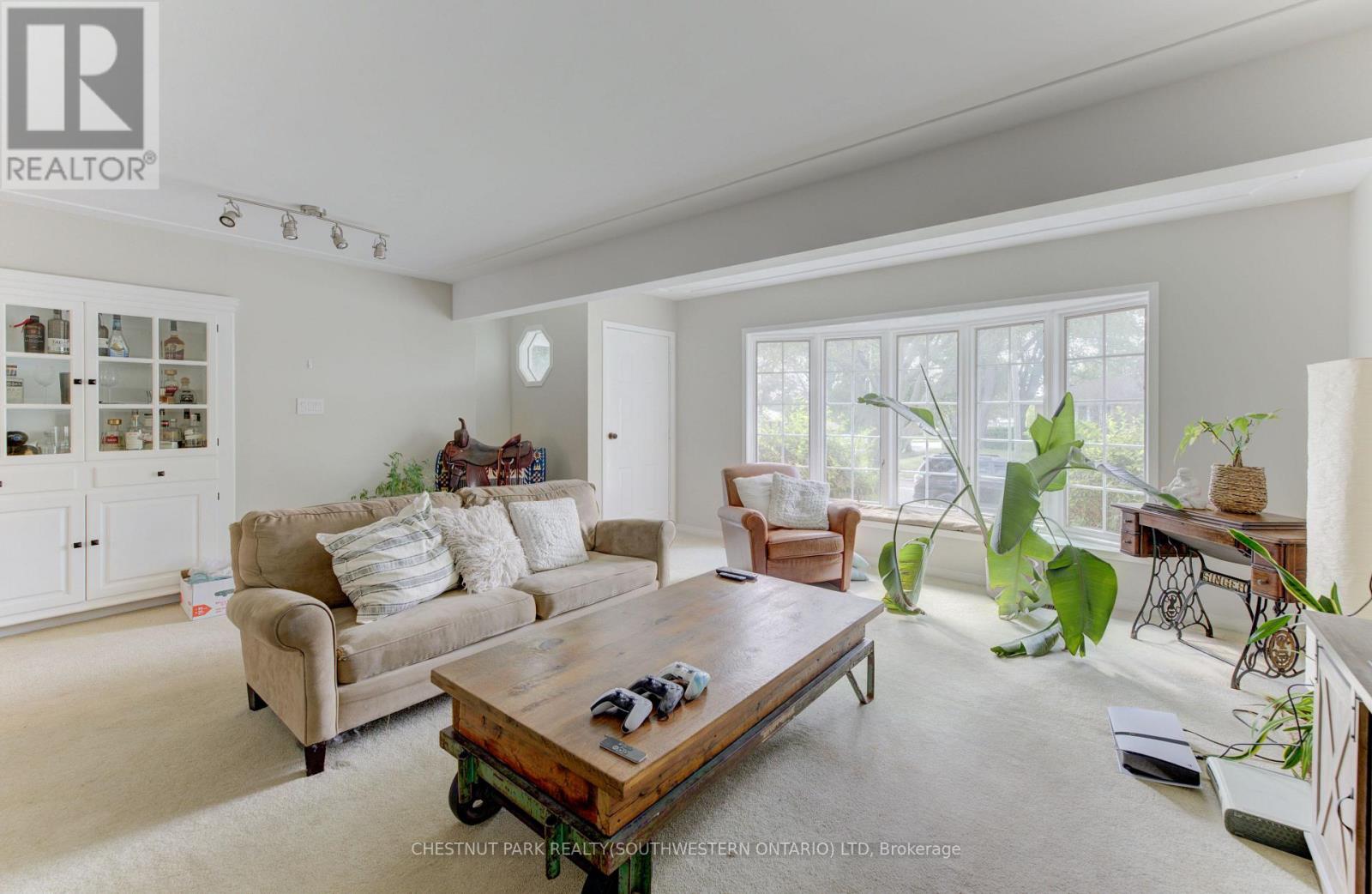 133 Cornell Avenue Property Photo 15