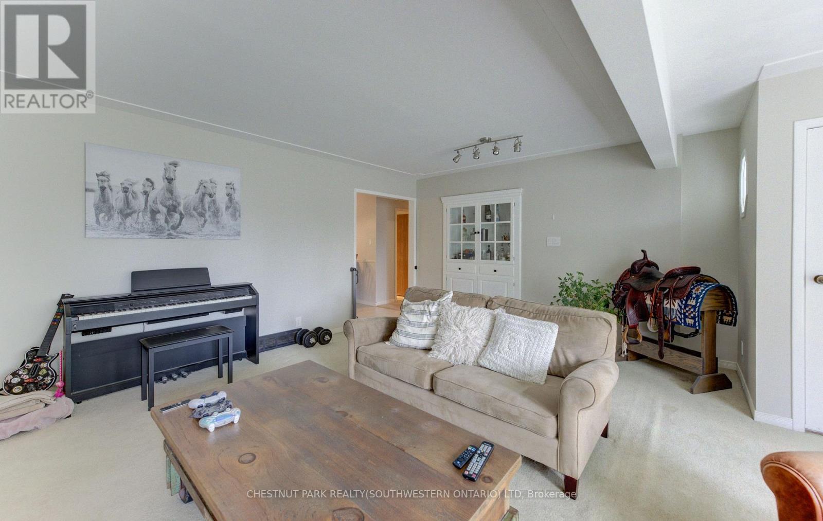 133 Cornell Avenue Property Photo 17