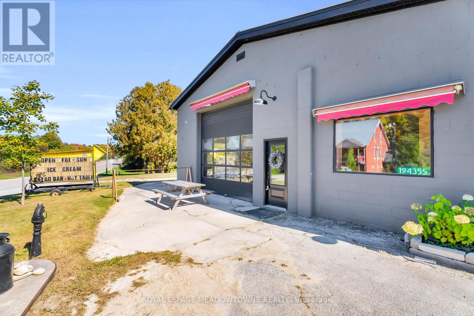 194355 Grey 13 Road Property Photo 3