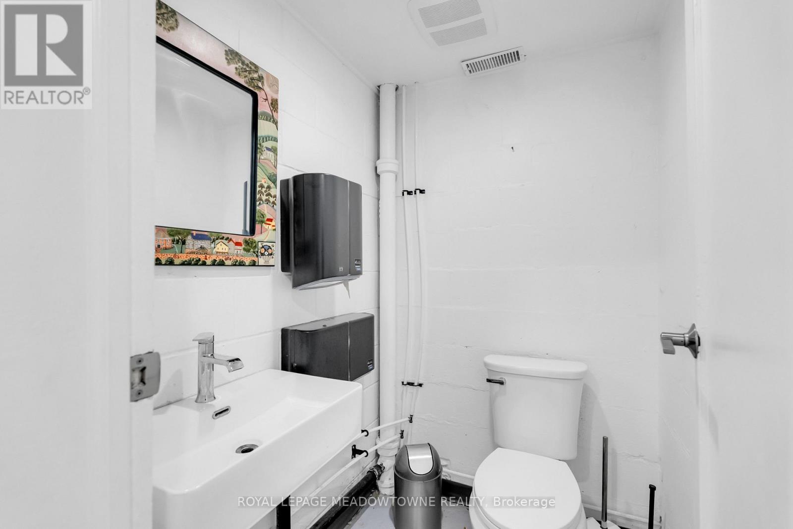194355 Grey 13 Road Property Photo 35