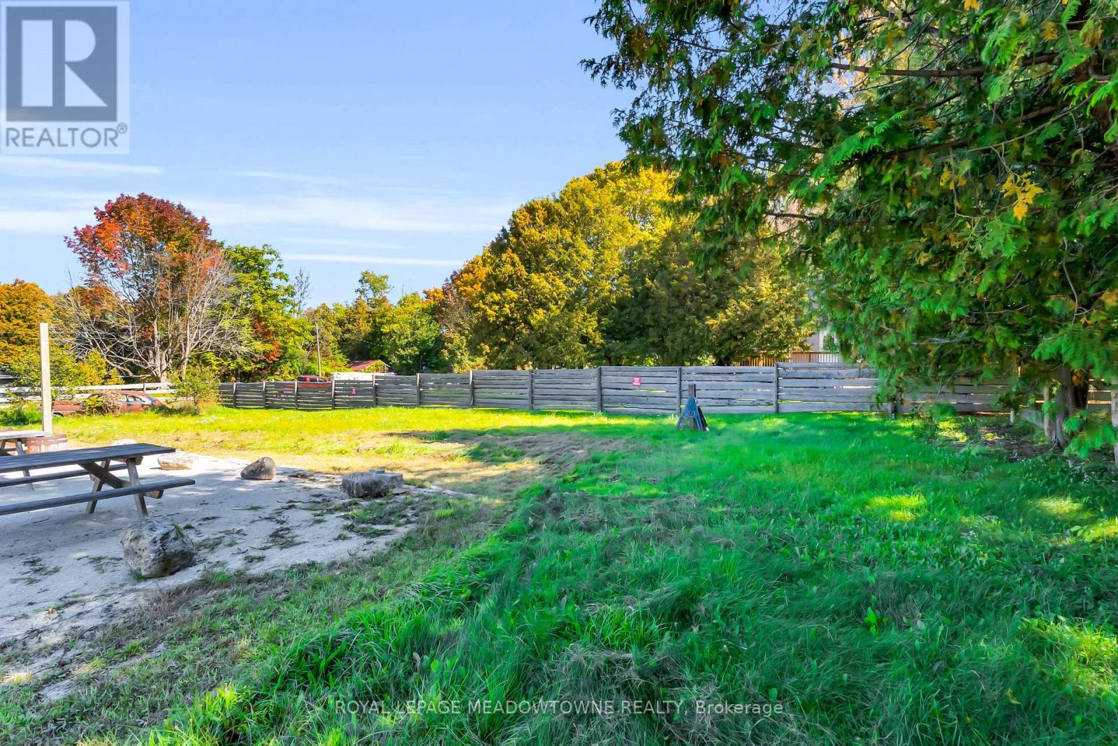 194355 Grey 13 Road Property Photo 40