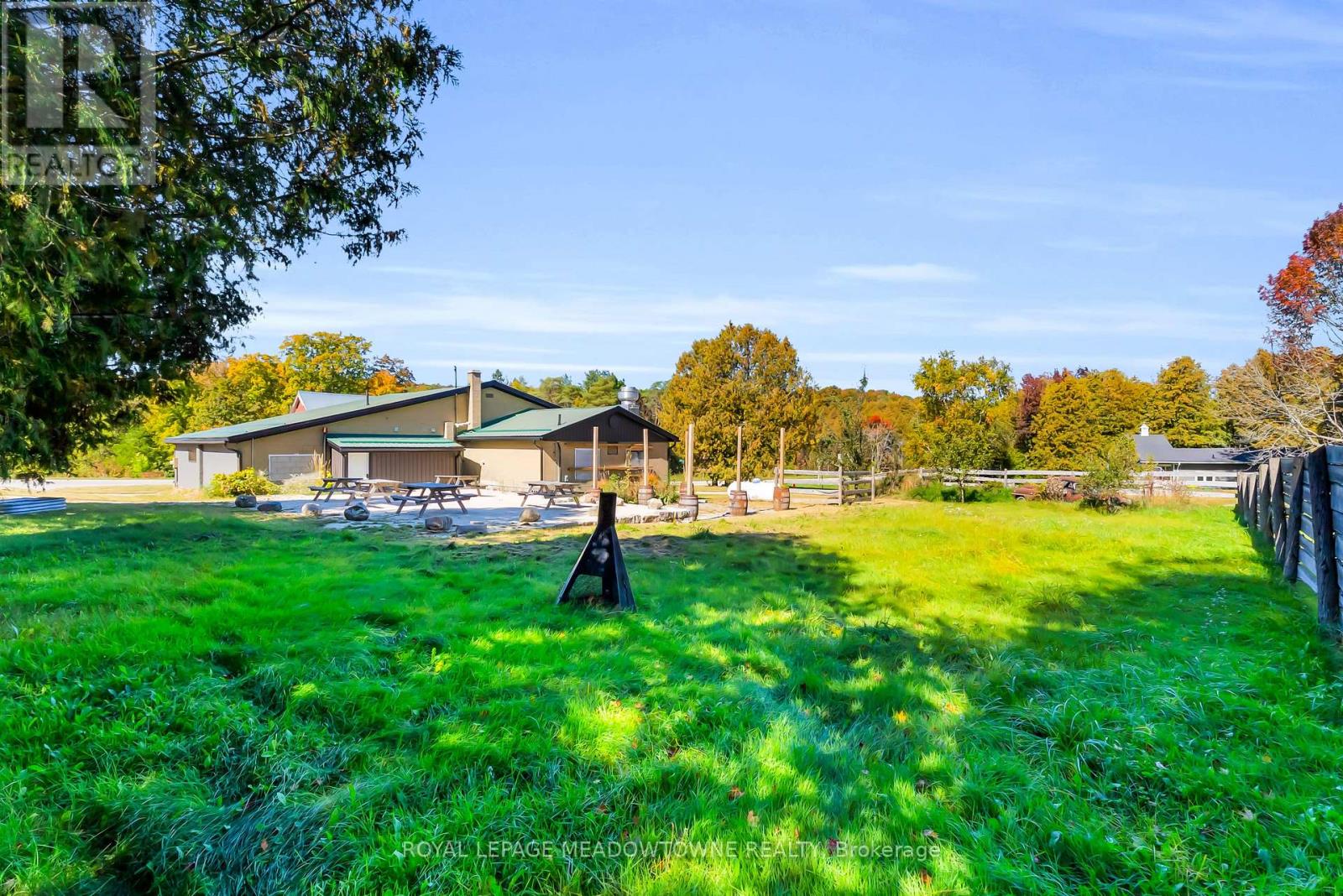 194355 Grey 13 Road Property Photo 41