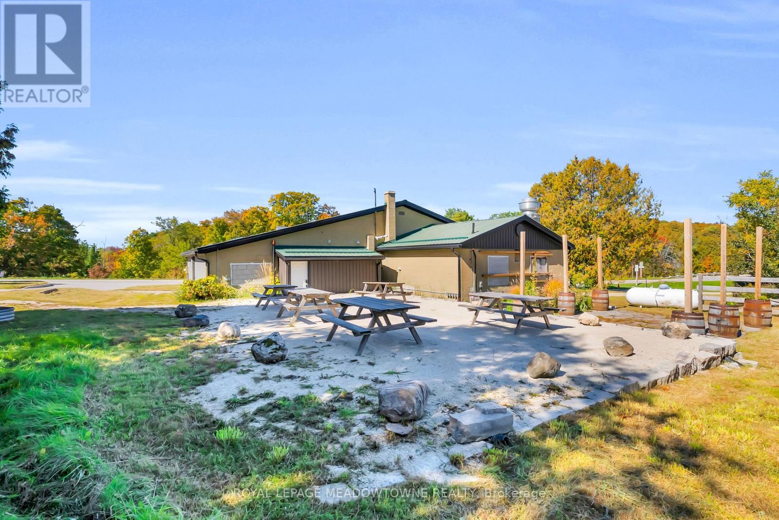 194355 Grey 13 Road Property Photo 45